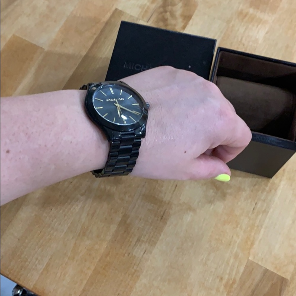 Michael Kors Watch View 5